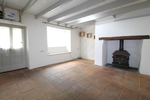 2 bedroom terraced house to rent, Chillington, Kingsbridge