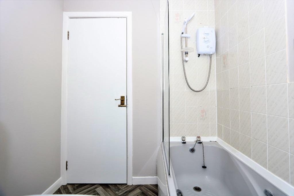 11 16705050439617.jp