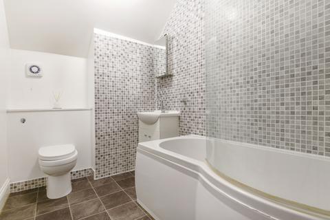 1 bedroom flat to rent, Werter Road, Putney, London, SW15