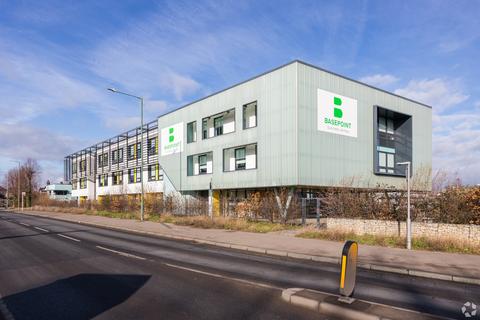 Office to rent, Victoria Rd Dartford DA1 5AJ
