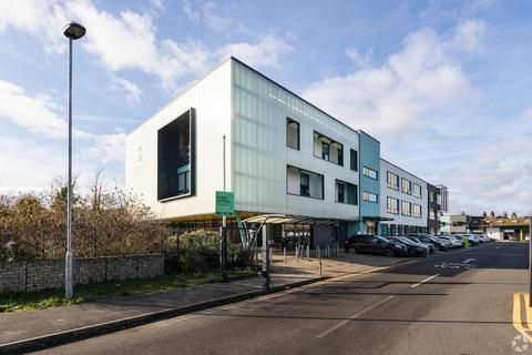 Office to rent, Victoria Rd Dartford DA1 5AJ
