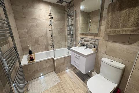 undefined, Broomcroft, Clayton, Bradford