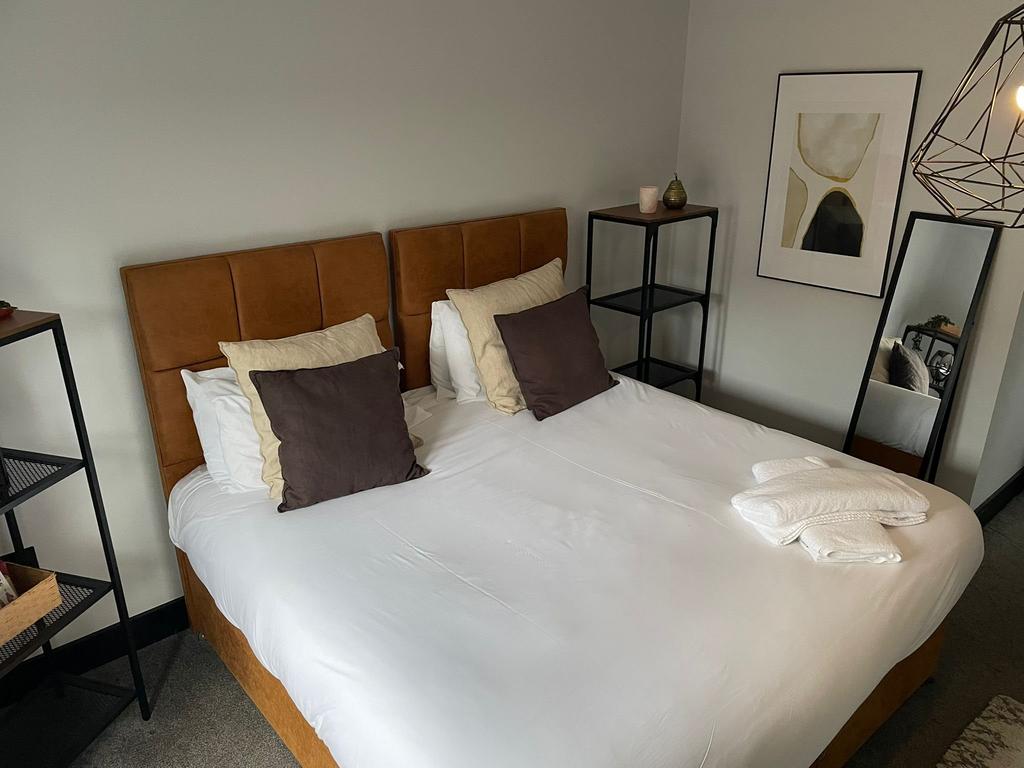 L- Bed 2