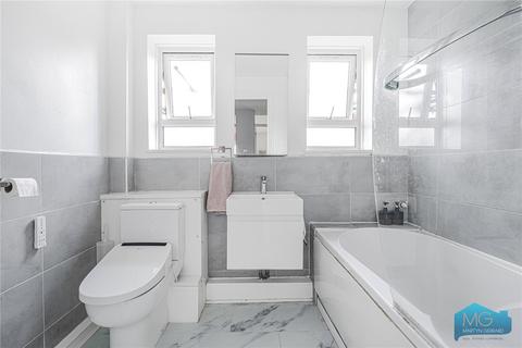 3 bedroom apartment for sale, Albert Close, London, N22