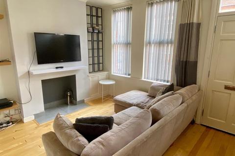 2 bedroom terraced house to rent, Gadsby Street, Attleborough, Nuneaton