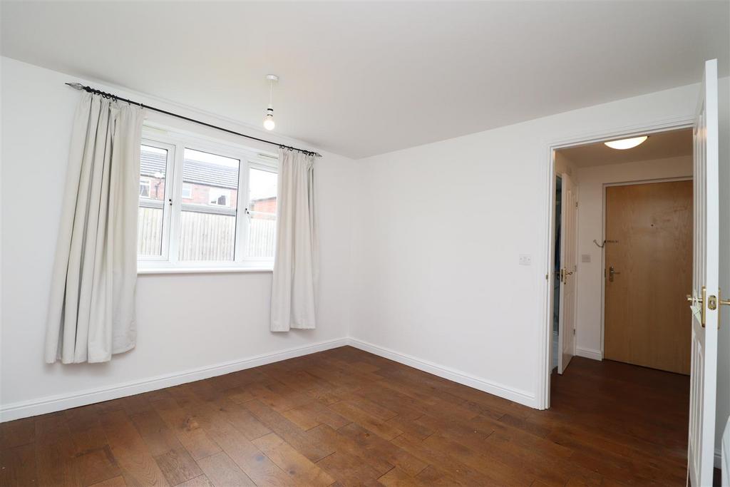 Bedroom.JPG
