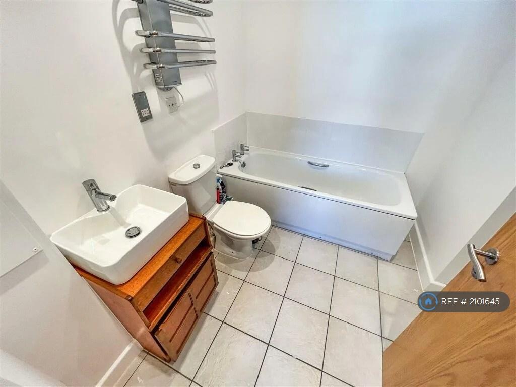 Master Ensuite