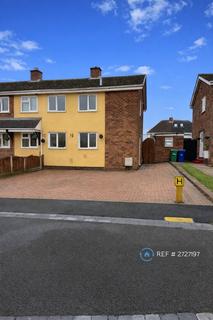 3 bedroom semi-detached house to rent, Brooklyn Road, Cannock, WS12