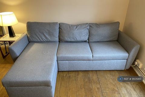 3 bedroom flat to rent, Alverstone House, London, SE11