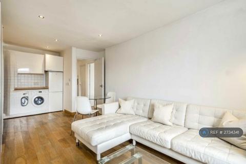 1 bedroom flat to rent, Clanricarde Gardens, London, W2