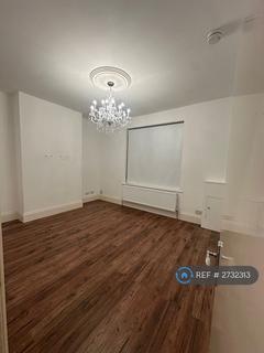 undefined, Queens Road, Beeston, Nottingham, NG9