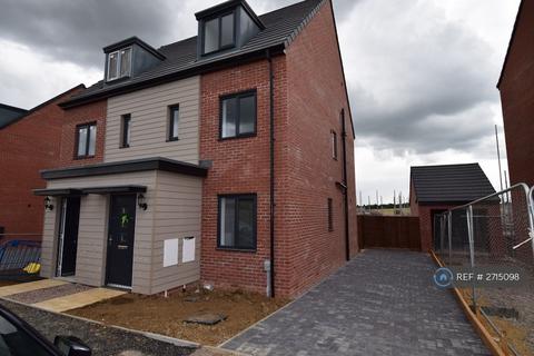 3 bedroom detached house to rent, Fitzhugh Rise, Wellingborough, NN8