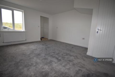 3 bedroom detached house to rent, Fitzhugh Rise, Wellingborough, NN8