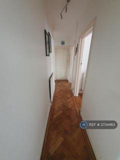 2 bedroom maisonette to rent, Hurstwood Court, London, NW11