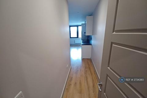 1 bedroom flat to rent, Cube House, Stoke Mandeville, Aylesbury, HP22