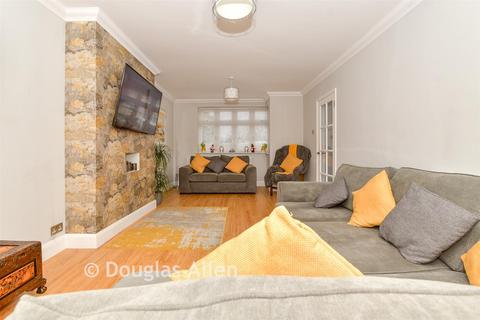 3 bedroom semi-detached house for sale, South End Road, Hornchurch, Essex