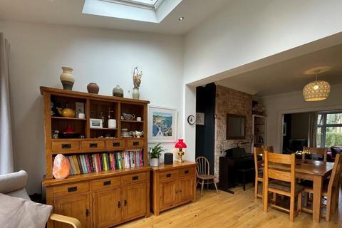 3 bedroom terraced house for sale, Marlborough Ave, Hull, HU5 3JU