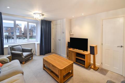 3 bedroom semi-detached house to rent, Birchfield Way, Lawley