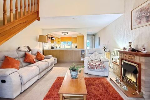 1 bedroom terraced house for sale, Vaisey Field, Whitminster, Gloucester