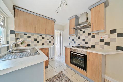 2 bedroom terraced house for sale, Kings Road, Reading RG4