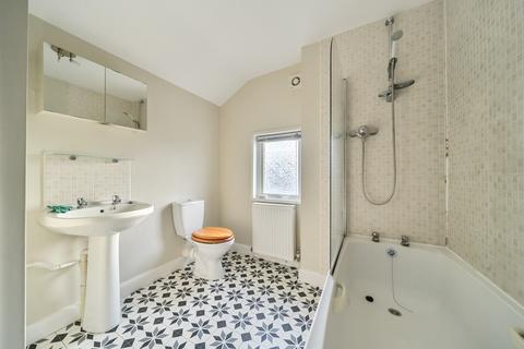 2 bedroom terraced house for sale, Kings Road, Reading RG4