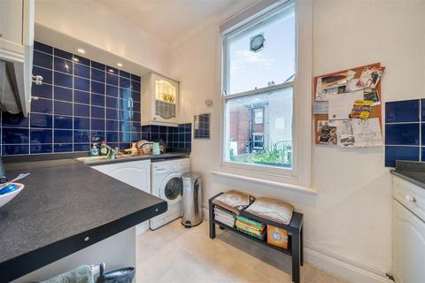 undefined, Manor Park, Bristol BS6