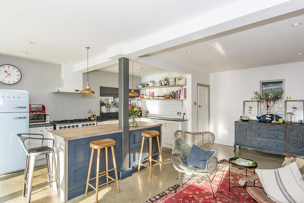 Kitchen/Family Room