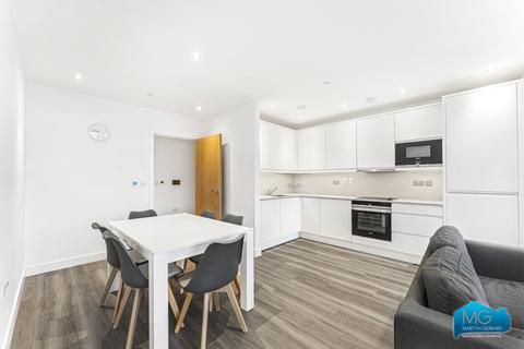 3 bedroom apartment for sale, Lismore Boulevard, Colindale, London, NW9