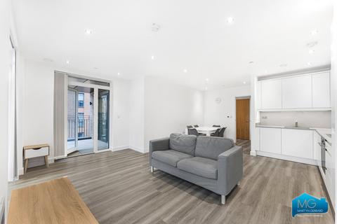 3 bedroom apartment for sale, Lismore Boulevard, Colindale, London, NW9