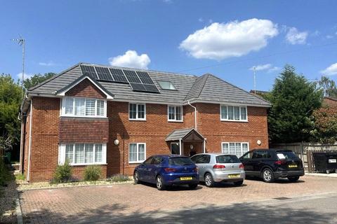 1 bedroom apartment to rent, Sycamore Drive, Ash Vale GU12