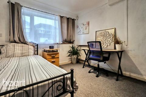 1 bedroom maisonette to rent, The Retreat, Swindon