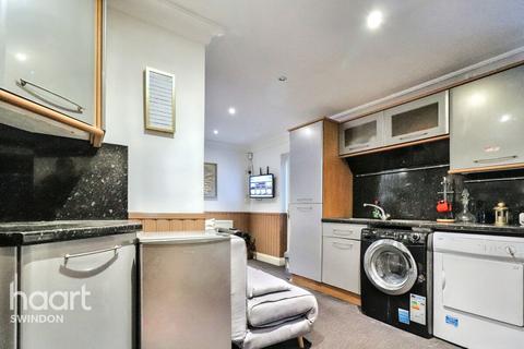 1 bedroom maisonette to rent, The Retreat, Swindon