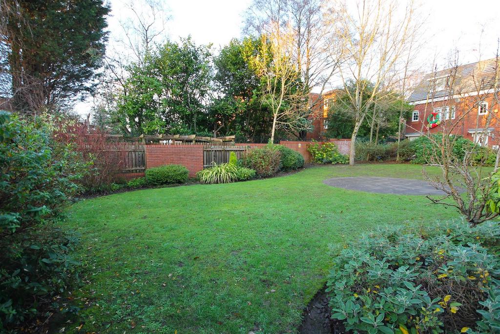 Communal gardens