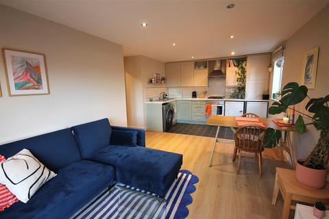 2 bedroom apartment for sale, Clifton Road, Monton, Manchester