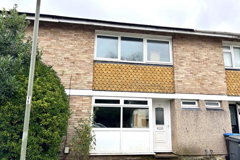 4 bedroom terraced house to rent, Elmbank Avenue, Englefield Green, Egham, Surrey, TW20