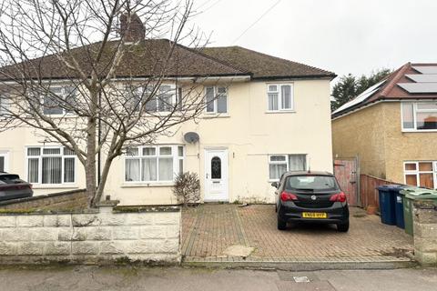 1 bedroom in a house share to rent, 27 The Grates, Oxford