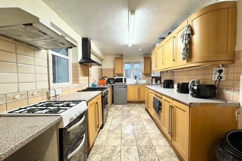1 bedroom in a house share to rent, 27 The Grates, Oxford