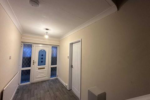 3 bedroom semi-detached house to rent, Scunthorpe DN17