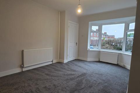 2 bedroom semi-detached house to rent, Queen Street, Moxley, Wednesbury, WS10 8RG