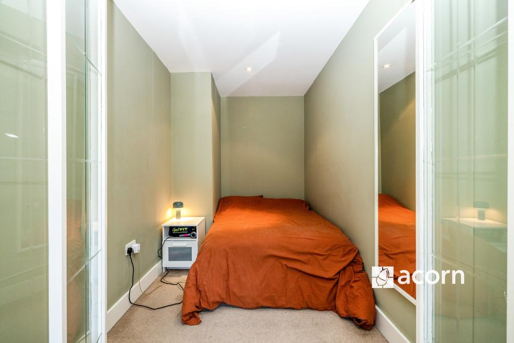 Bedroom (2)