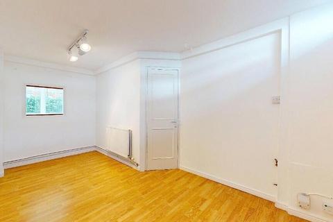 3 bedroom house for sale, Paxton Close, Kew, Surrey, TW9