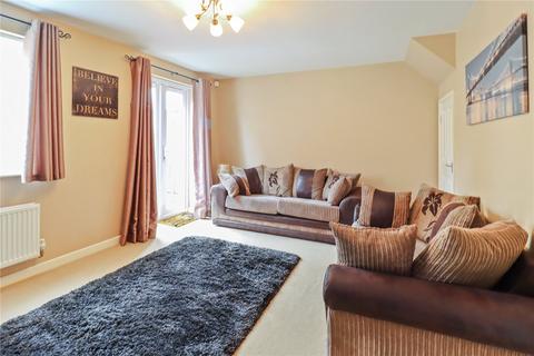 3 bedroom end of terrace house to rent, Russell Close, Tyne and Wear NE28
