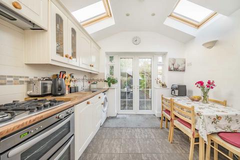 2 bedroom terraced house for sale, Upper Halliford Road, Shepperton TW17