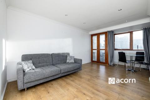 1 bedroom flat to rent, Massinger Street London Bridge SE17