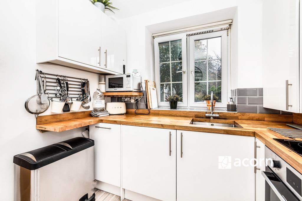 Kitchen (2)
