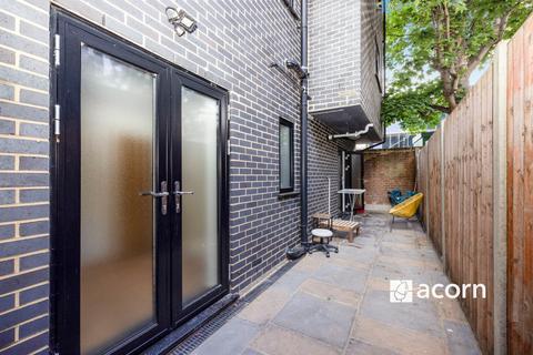 2 bedroom flat to rent, Webster Road Rotherhithe SE16