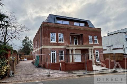 2 bedroom apartment to rent, The Parade, Epsom KT18