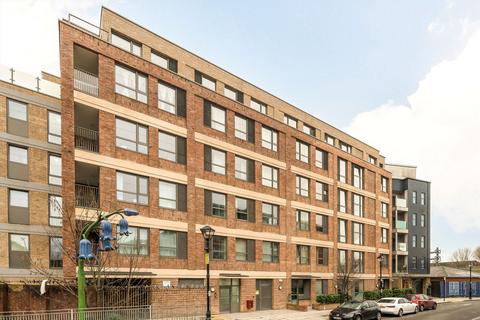 1 bedroom flat to rent, Morville Street, London E3