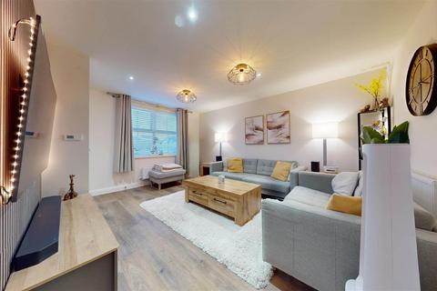 3 bedroom house for sale, Cranwell Crescent, Milton Keynes MK17