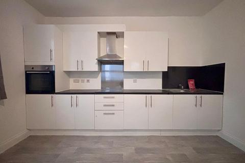2 bedroom flat to rent, Hertford Road, Enfield EN3